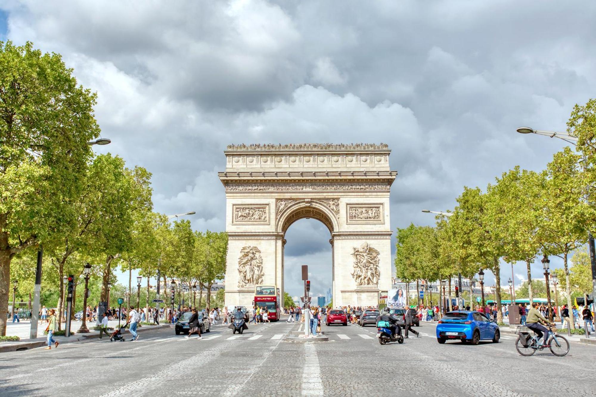 Luxueux 200M2 5Ch Champs Elysees A 1Min Perle Rare Париж Екстериор снимка