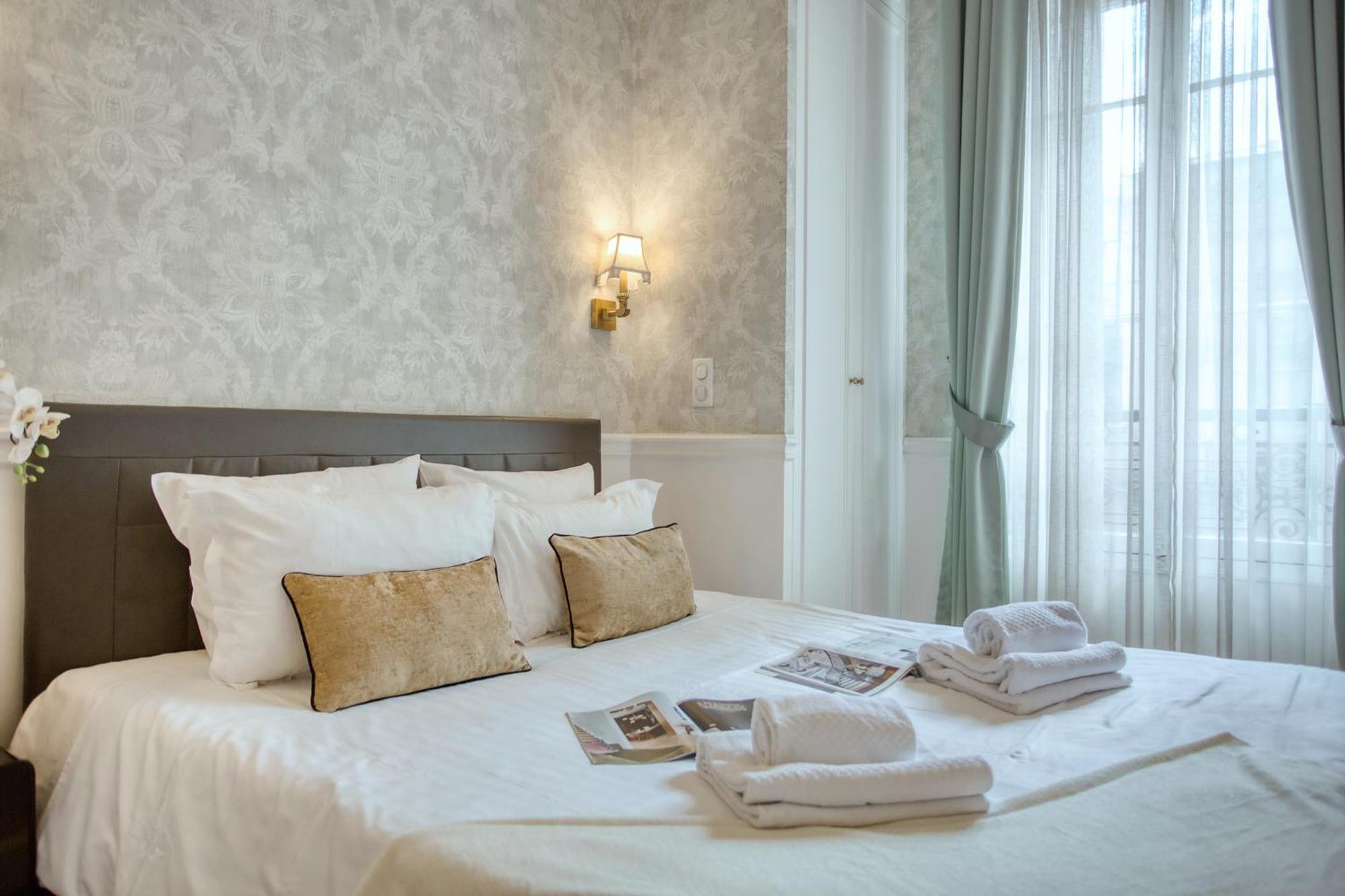 Luxueux 200M2 5Ch Champs Elysees A 1Min Perle Rare Париж Екстериор снимка