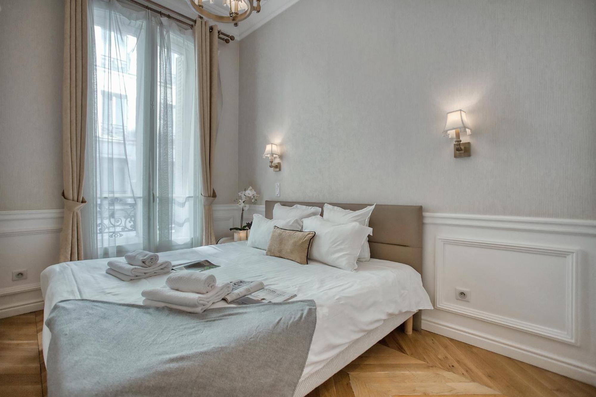 Luxueux 200M2 5Ch Champs Elysees A 1Min Perle Rare Париж Екстериор снимка