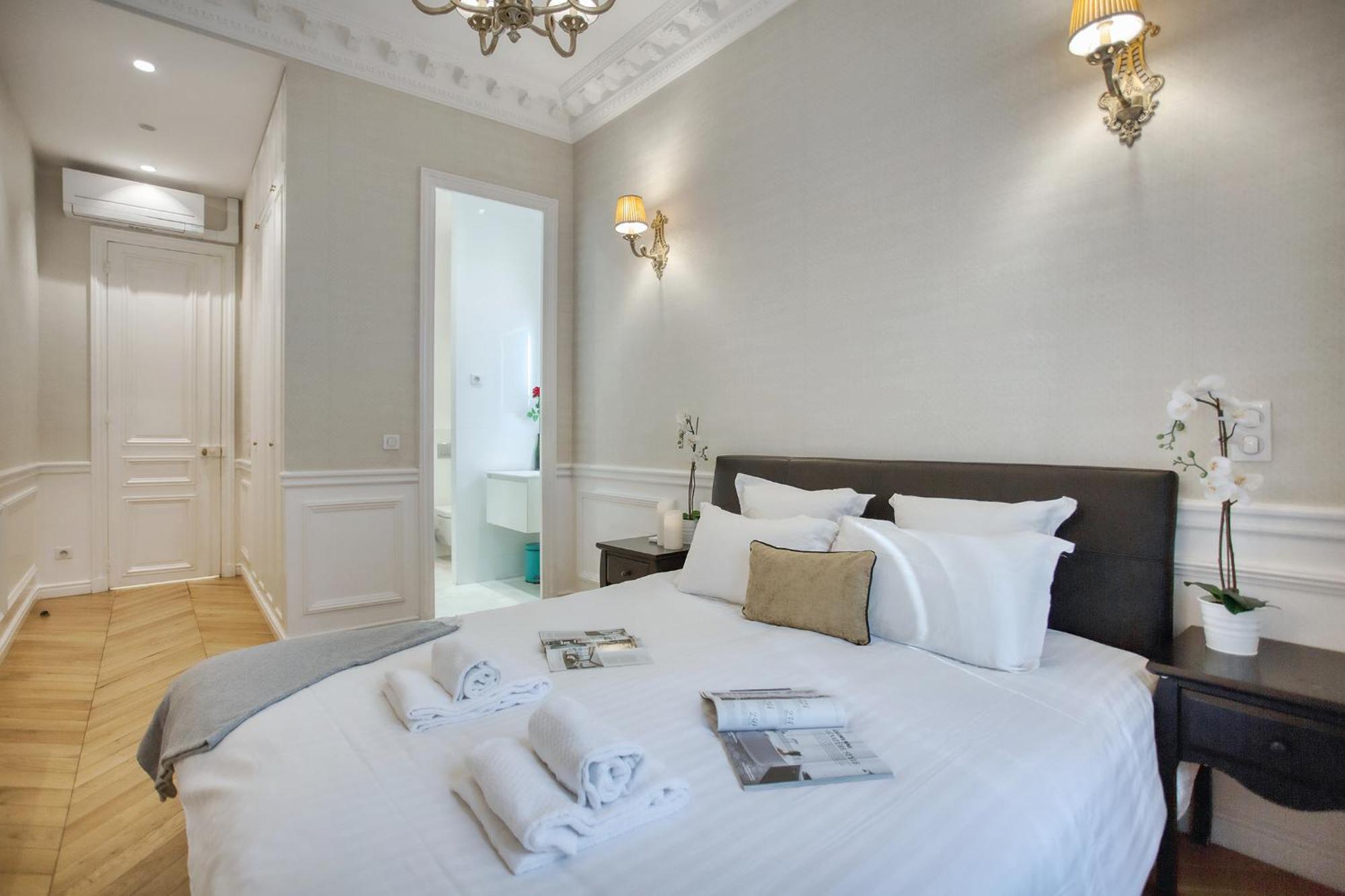Luxueux 200M2 5Ch Champs Elysees A 1Min Perle Rare Париж Екстериор снимка